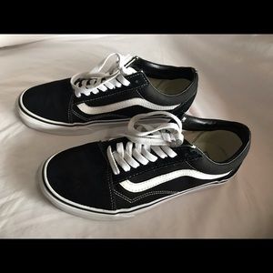 Vans Ward black men’s 7.5 or woman’s 9